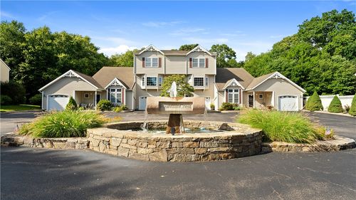 50 Fountain Dr, Westerly, RI, 02891-3037 | Card Image