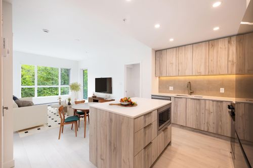 406-3594 Malsum Dr, North Vancouver, BC, V7G0B2 | Card Image