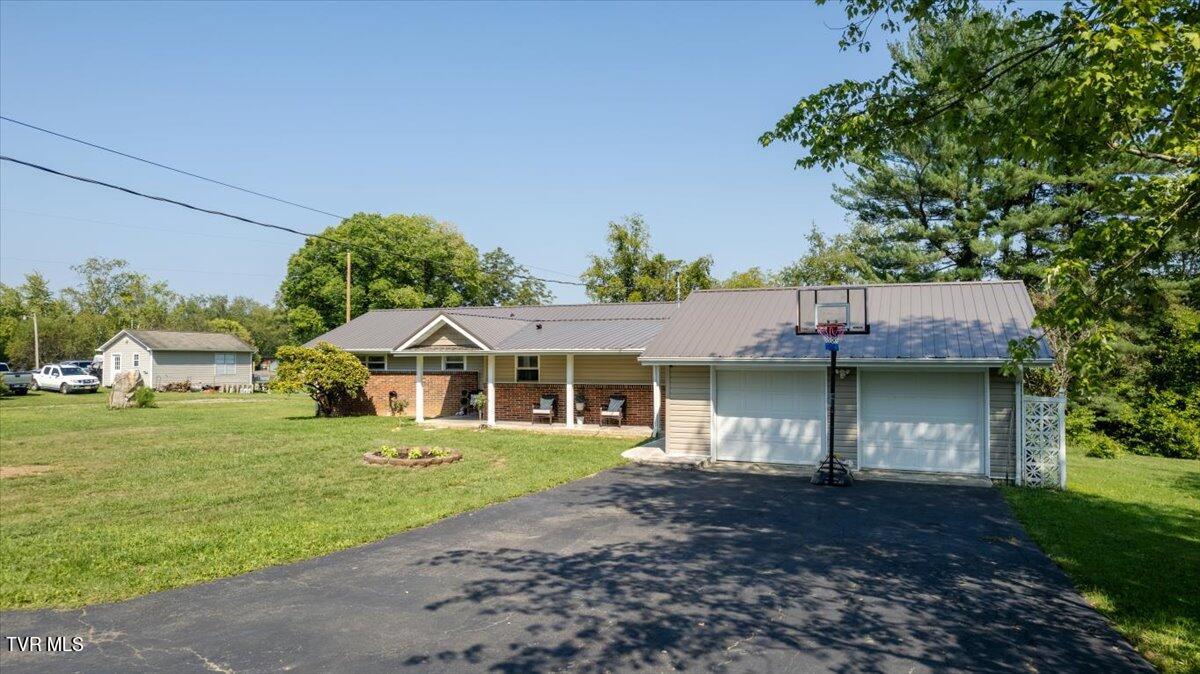 V I Ranch Rd, Bristol, TN 37620