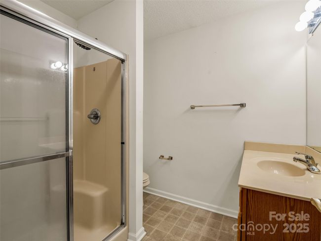 2403 Deermouse Way, Condo with 2 bedrooms, 2 bathrooms and null parking in Hendersonville NC | Image 24