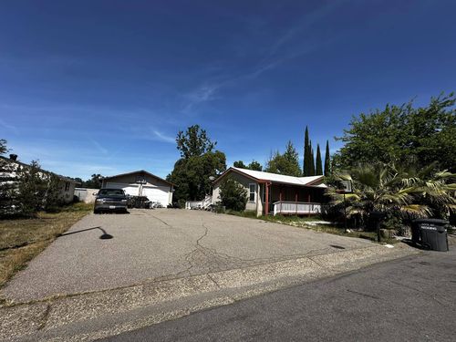 1047 Valli Ct, Redding, CA, 96003-1730 | Card Image