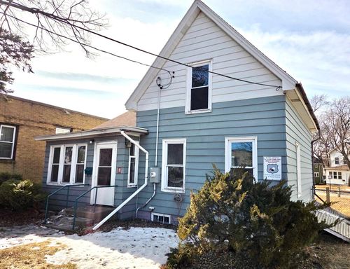 221 7th Ave S, Saint Cloud, MN, 56301-4332 | Card Image