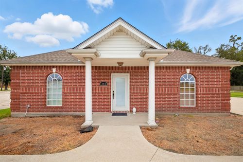 440 Texas Ave, Bridge City, TX, 77611-4222 | Card Image