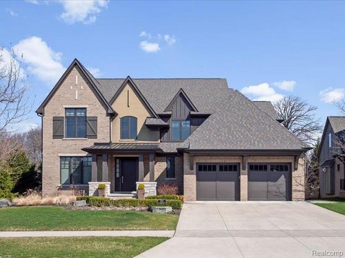 3824 Poppleton Ct, Troy, MI, 48084-0002 | Card Image
