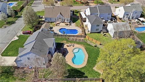 820 Amberline Dr, Chesapeake, VA, 23322-7390 | Card Image