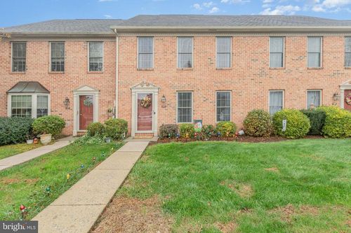 347 Stonehedge Ln, MECHANICSBURG, PA, 17055-7003 | Card Image