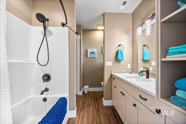 5886 Whispering Hills Dr, House other with 4 bedrooms, 3 bathrooms and 4 parking in Marsing ID | Image 39
