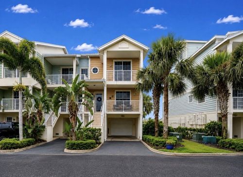 3228 Mangrove Point Dr, RUSKIN, FL, 33570-3066 | Card Image