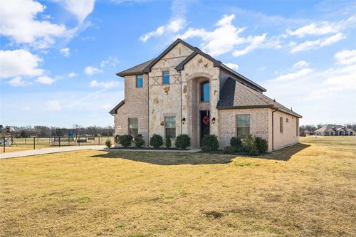 6017 Mango Dr, Sanger, TX, 76266-1678 | Card Image