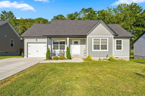 2075 Justice St, Greenbrier, TN, 37073-5661 | Card Image
