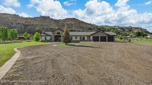 203 Native Springs Dr, Rifle, CO, 81650-8702 | Card Image