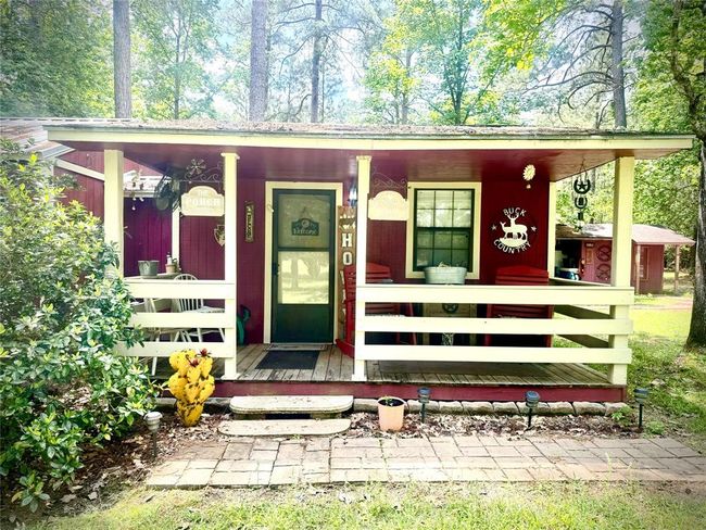 4891 Sunflower Rd, Home with 1 bedrooms, 1 bathrooms and 1 parking in Livingston TX | Image 4