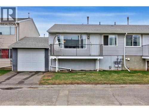 77-800 Valhalla Dr, Kamloops, BC, V2B1R8 | Card Image