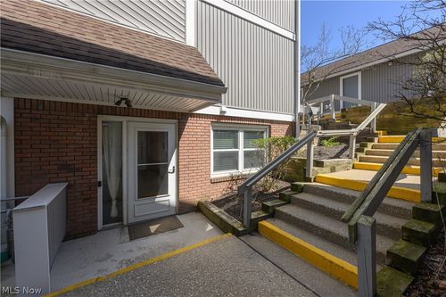 e-243 Portage Lakes Dr, Coventry Township, OH, 44319-2392 | Card Image