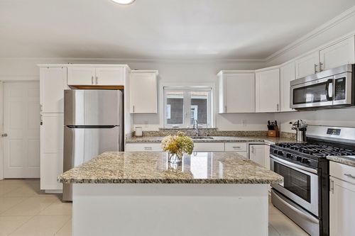 42-40 Perry Ave, Lawrence, MA, 01841-4020 | Card Image