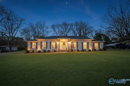 106 Collier Dr, Albertville, AL, 35951-3916 | Card Image