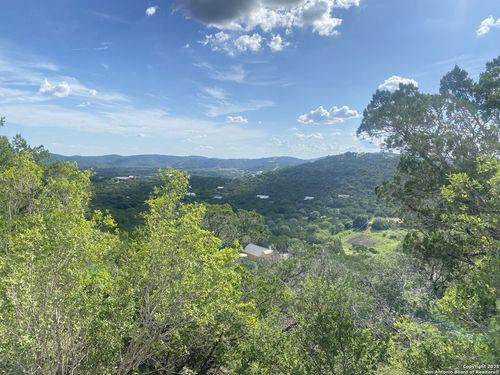 000 Cat Claw Mountain Rd, Concan, TX, 78838 | Card Image