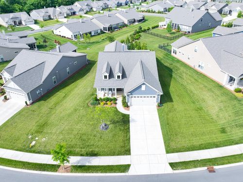 1055 Sumner Grv, Spring Hill, TN, 37174-5001 | Card Image