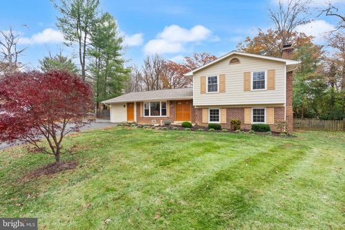 8522 Tysons Ct, VIENNA, VA, 22182-5019 | Card Image