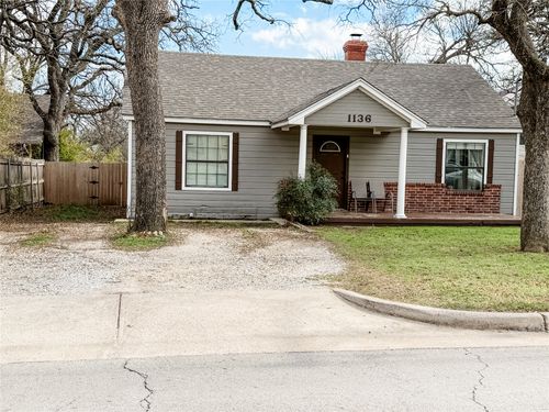 1136 W Long St, Stephenville, TX, 76401-4122 | Card Image