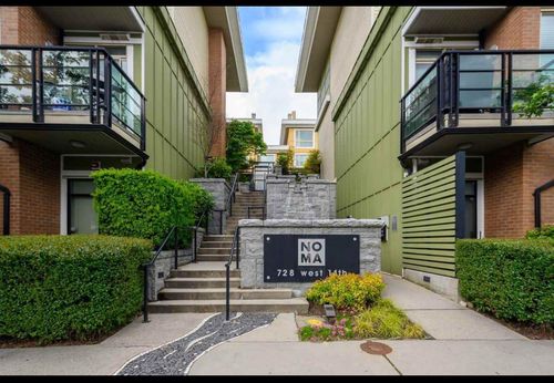 32-728 W 14th St, North Vancouver, BC, V7M0A8 | Card Image