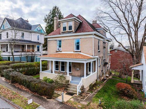 30 West St, Westover, WV, 26501-4440 | Card Image