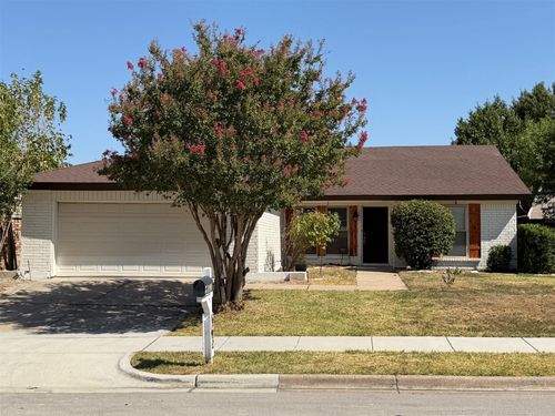 6637 Redbud Dr, Watauga, TX, 76148-1536 | Card Image
