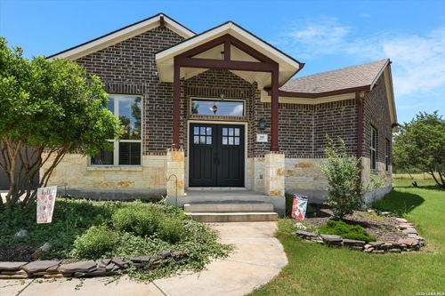 110 Liberty Bell Ln, Fischer, TX, 78623-2118 | Card Image