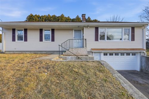 84 Bernice Ave, Woonsocket, RI, 02895-5712 | Card Image