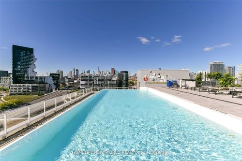 404-665 Queen St E, Toronto, ON, M4M0G3 | Card Image