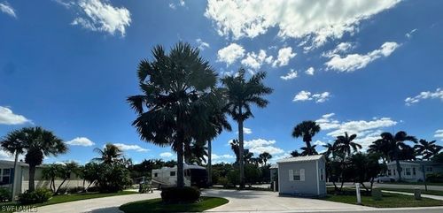 1169 Diamond Lake Cir, NAPLES, FL, 34114-9216 | Card Image