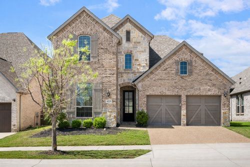 4529 Tall Knight Ln, Carrollton, TX, 75010-2358 | Card Image
