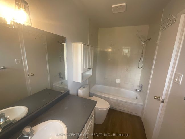 969 Apache Rd, House other with 3 bedrooms, 3 bathrooms and 4 parking in London ON | Image 18