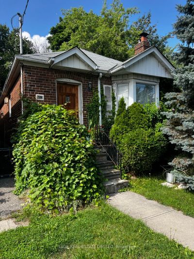 326 Lawrence Ave W, House other with 2 bedrooms, 1 bathrooms and 2 parking in North York ON | Image 3