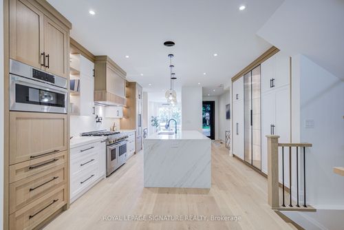971 Filmandale Rd, Burlington, ON, L7T2Z2 | Card Image