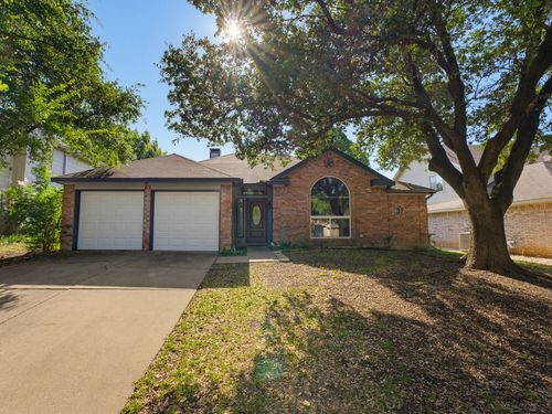 7512 Lake Arrowhead Drive, Fort Worth, TX, 76137 | Card Image
