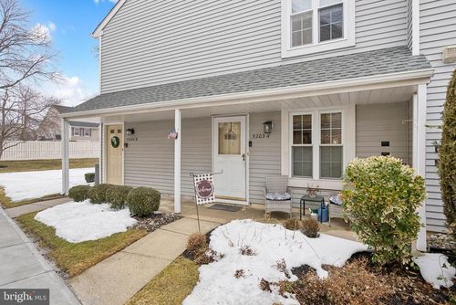 5203 Adelaide Dr, MOUNT LAUREL, NJ, 08054-1883 | Card Image