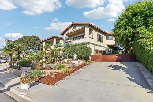2411 Sacada Cir, Carlsbad, CA, 92009-8031 | Card Image