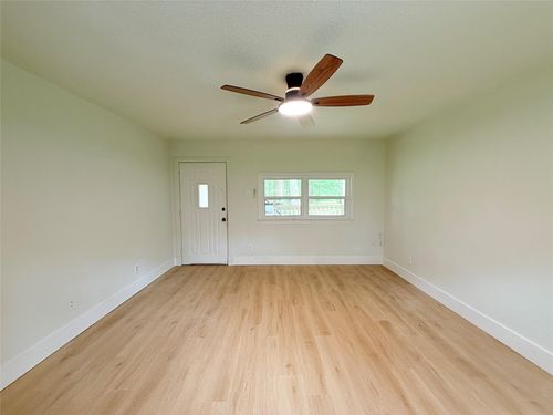 344 County Road 3310, Cleveland, TX, 77327-2801 | Card Image