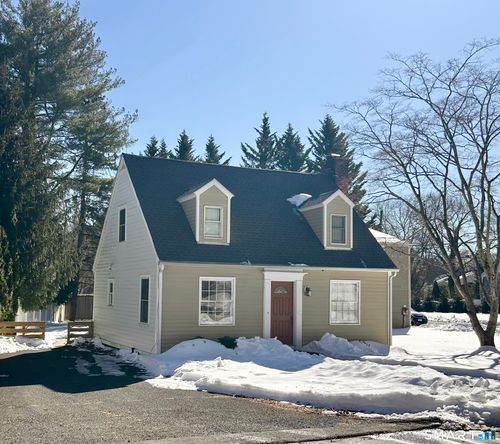 63 Valley Rd, Westport, CT, 06880-5130 | Card Image