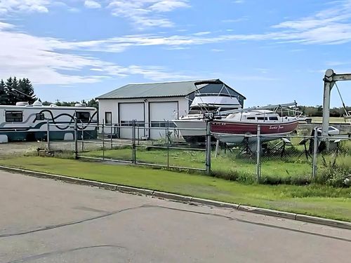 4605 50 Ave, Daysland, AB, T0B1A0 | Card Image