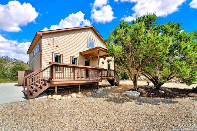 3363 English Crossing Rd, House other with 3 bedrooms, 4 bathrooms and null parking in Bandera TX | Image 47