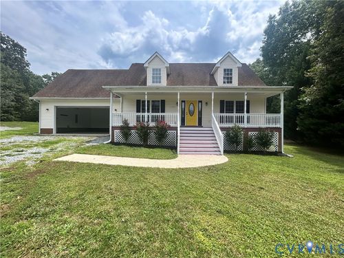 11555 Cherokee Pines Trl, New Kent, VA, 23124-3477 | Card Image
