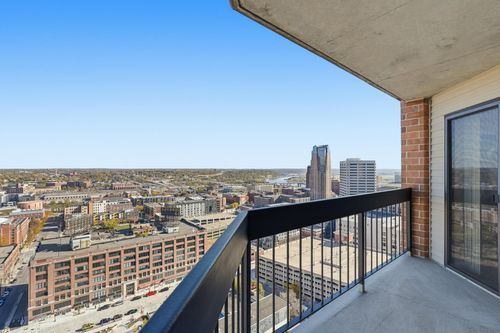 2807-78 10th St E, Saint Paul, MN, 55101-2289 | Card Image