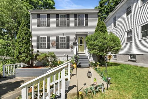 90 Rowley St, Providence, RI, 02909-5523 | Card Image