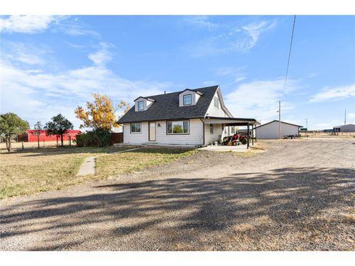 54686 E Bobcat Ln, Strasburg, CO, 80136-9305 | Card Image