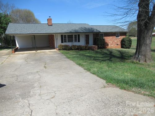 1330 Davis Rd, Lincolnton, NC, 28092-7354 | Card Image