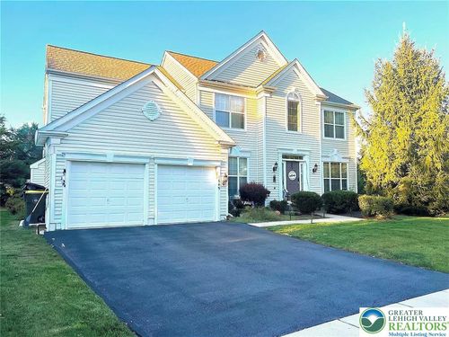 1649 Thorndale Rd, BREINIGSVILLE, PA, 18031-1276 | Card Image