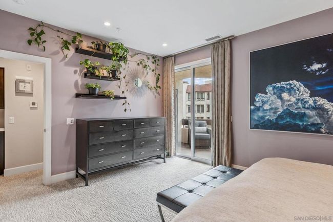 1301 - 5845 Friars Rd, Condo with 3 bedrooms, 2 bathrooms and 2 parking in San Diego CA | Image 9