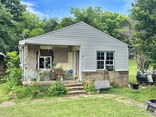 1013 Mullins Ave, Hominy, OK, 74035-6040 | Card Image